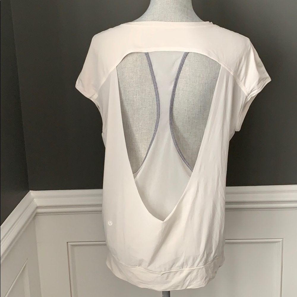 Lululemon top